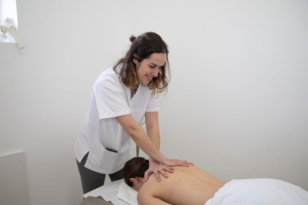 service-1-1 sessão de fisioterapia musculoesquelética na clinica Fisioterapias